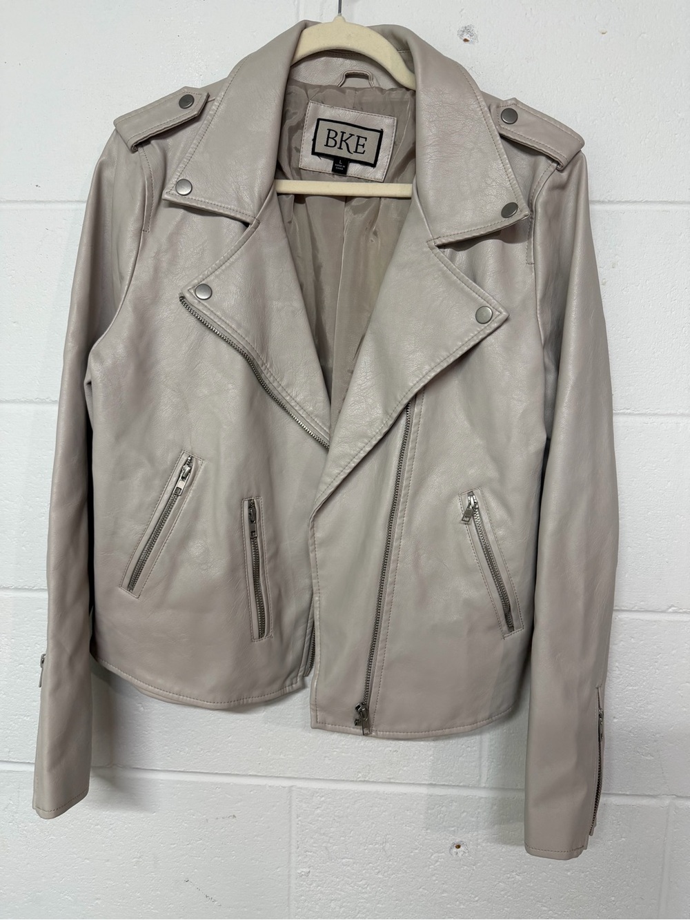 Grey cream stone BKE “leather” motorcycle jacket size large
